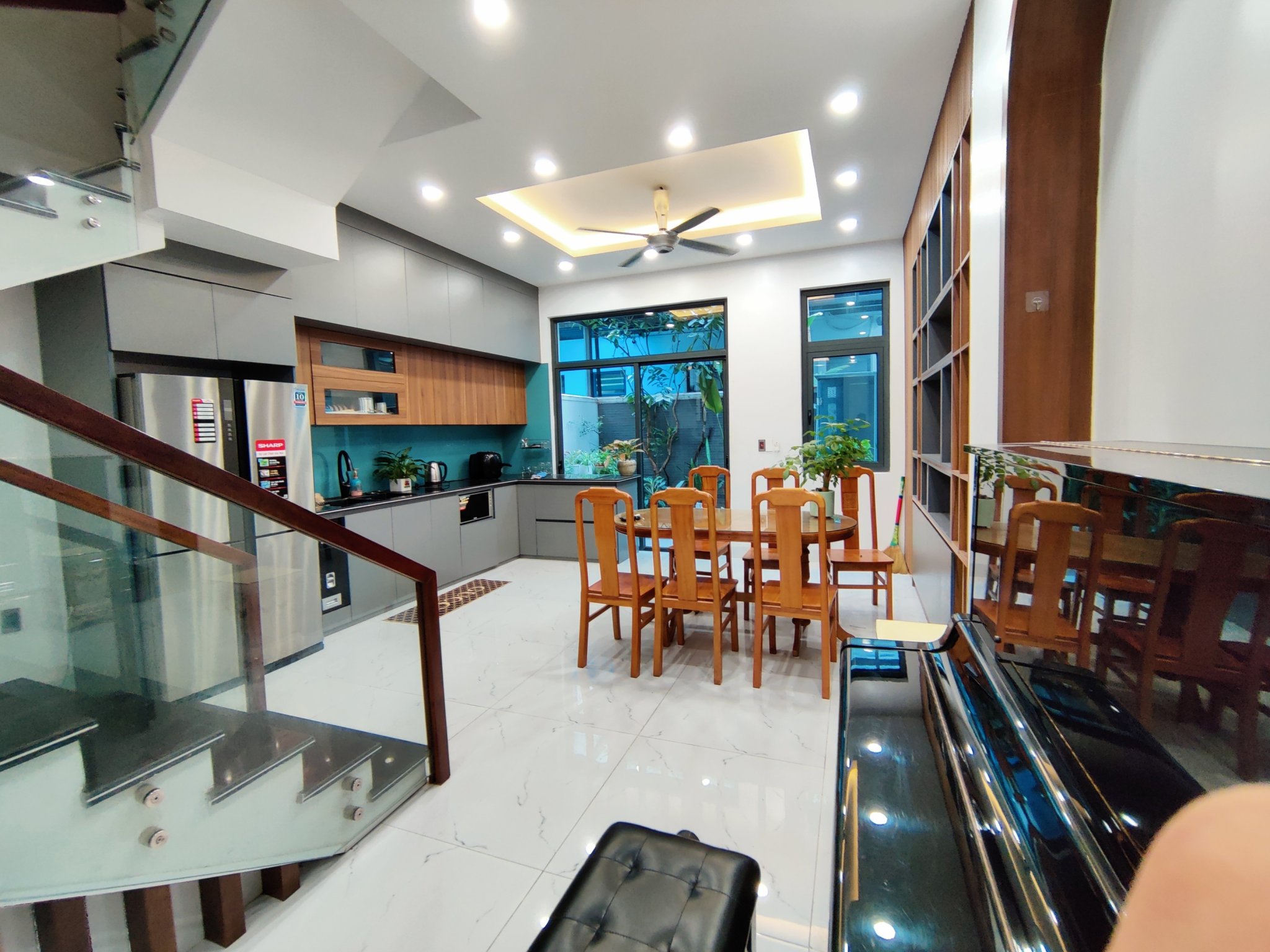 P2490 Nhà Vinhomes Marina : 75m2 - 4 tầng - 4 ngủ - 3wc - full đồ - ( không thang máy ) - 30tr ( 3 cọc 1 )