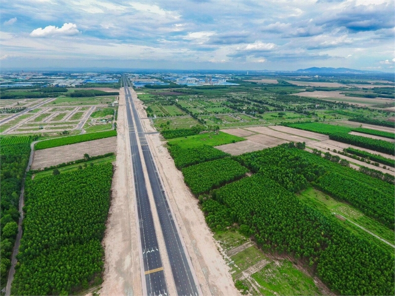 bán gấp lô đất đẹp xã long tân, Nhơn Trạch, MT 88m. đường nối thẳng Sân bay