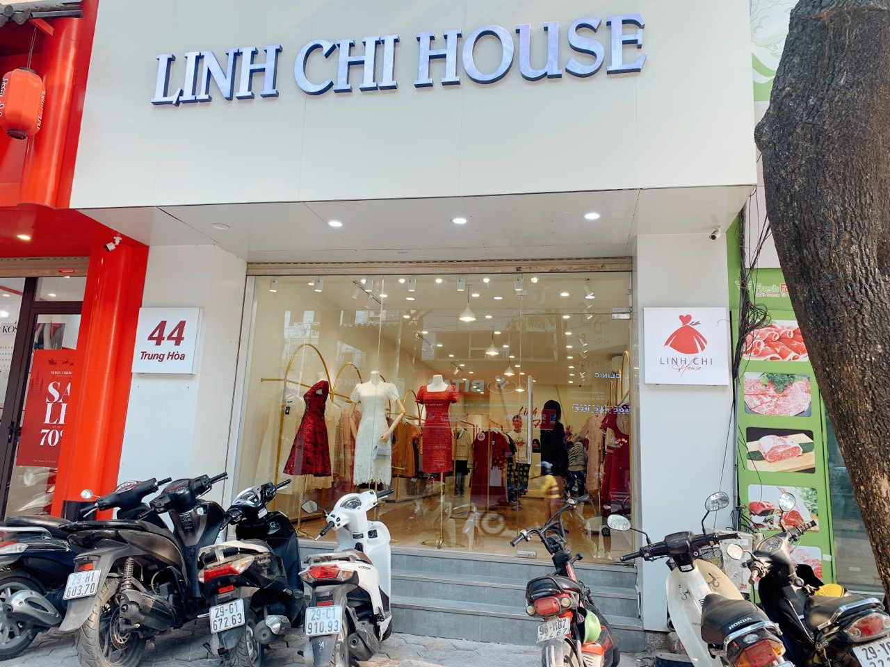 CHÍNH CHỦ CẦN SANG NHƯỢNG LẠI TOÀN BỘ CỬA HÀNG ĐẸP LONG LANH