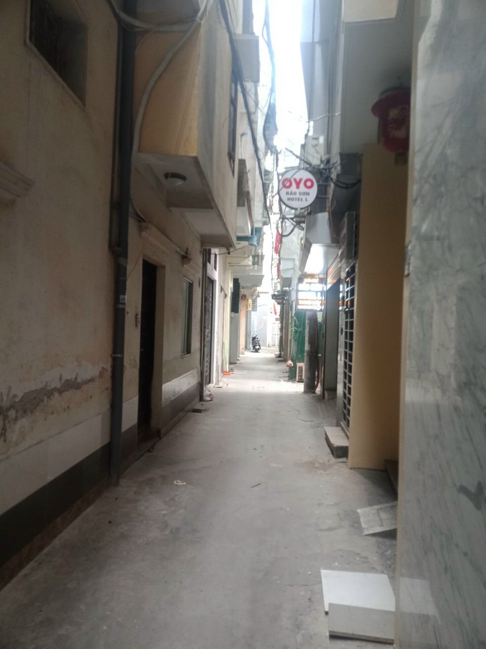 Bán nhà 4 tầng đẹp như mới ngõ phố Nguyễn Ngọc Vũ. SĐCC.