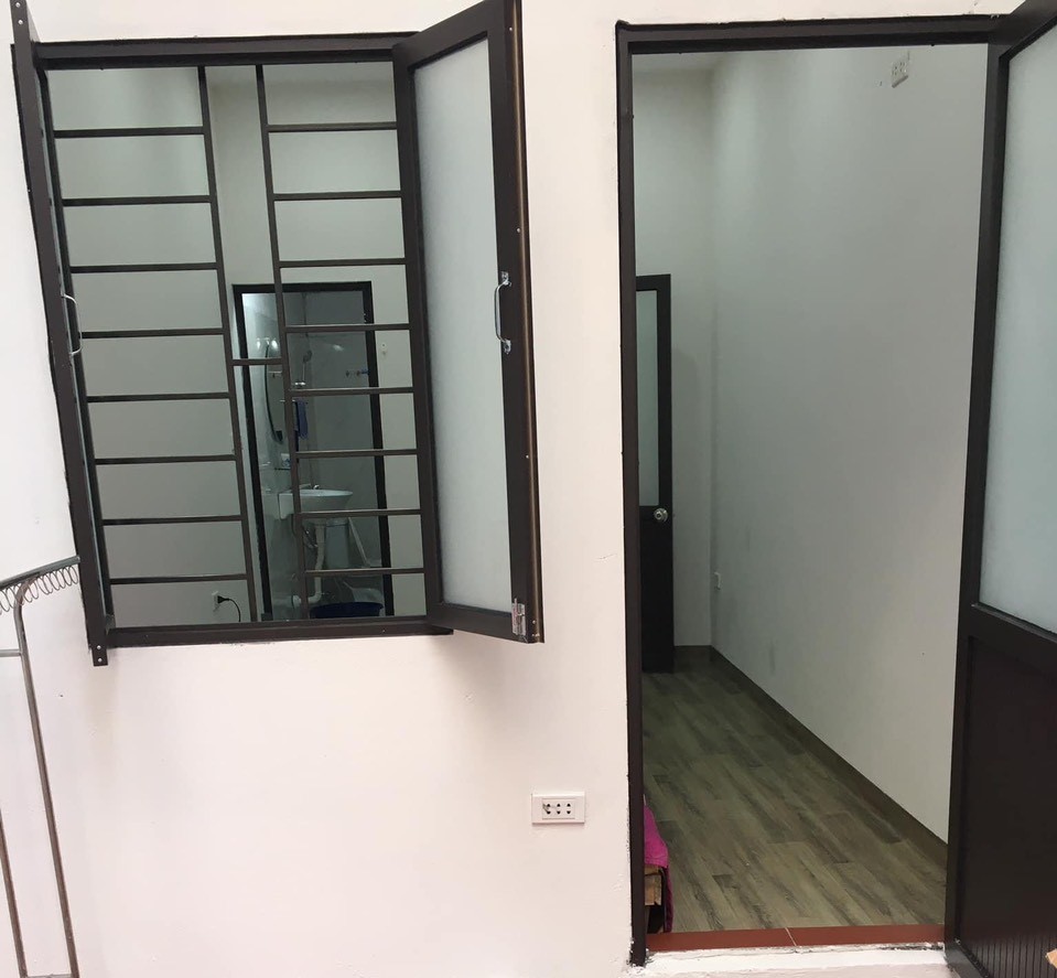 BÁN NHÀ NGUYỄN ĐỨC CẢNH-PHÂN LÔ- ÔTÔ ĐỖ- KINH DOANH- NGÕ RỘNG 4m. TẶNG NỘI THẤT. 70TR/M2