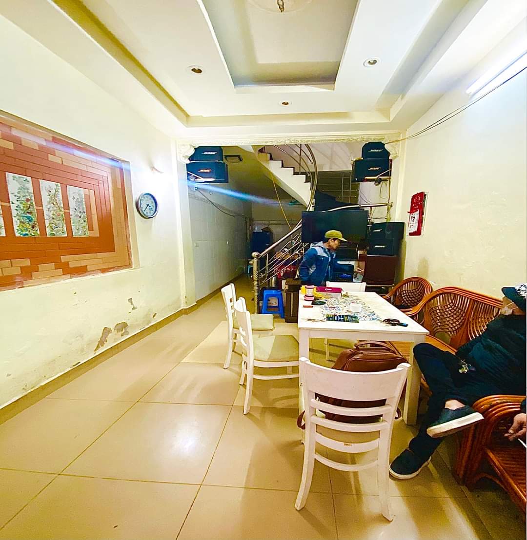 Bán nhà mặt ngõ 197 Hoàng Mai, ngõ thông, kinh doanh, 45m2 mt 4 m, giá 4,3 tỷ