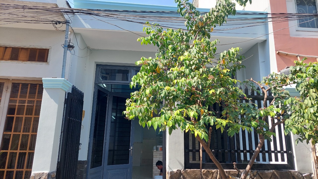 Cho Thuê Nhà Nguyên Căn Hẻm Xe Hơi Đường Phạm Hùng, Xã Bình Hưng, Huyện Bình Chánh