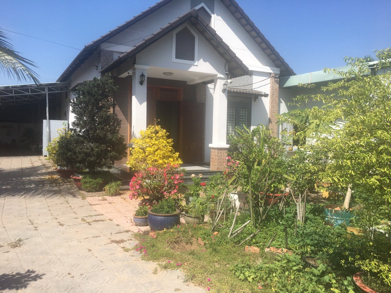 BÁN NHÀ MẶT TIỀN ĐƯỜNG CHÍNH (1.400 M2) GIÁ RẺ TẠI THÀNH PHỐ THỦ DẦU MỘT, BÌNH DƯƠNG