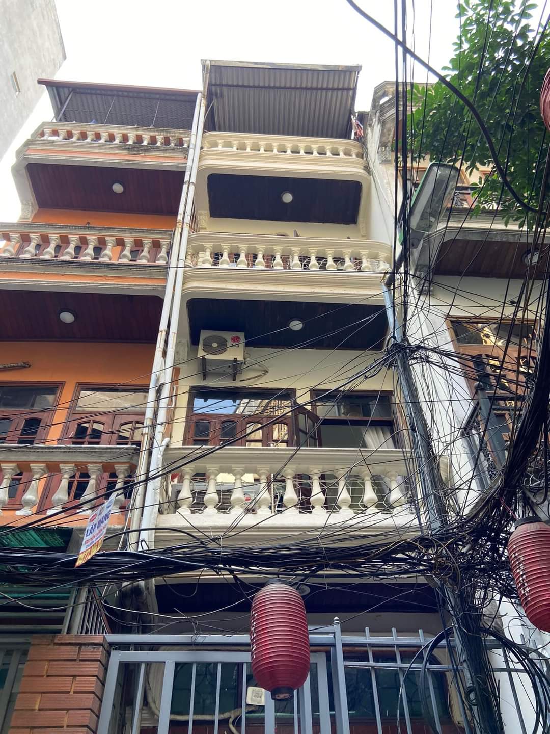 BÁN NHÀ NGÕ 85 NGUYỄN PHÚC LAI ĐỐNG ĐA 4TẦNG 39M2 GIÁ 5,5 TỶ