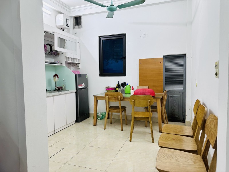 Bán nhà phố Nguyễn An Ninh, Hai Bà Trưng, Hà Nội, diện tích 33 mét, mặt tiền 4 mét.