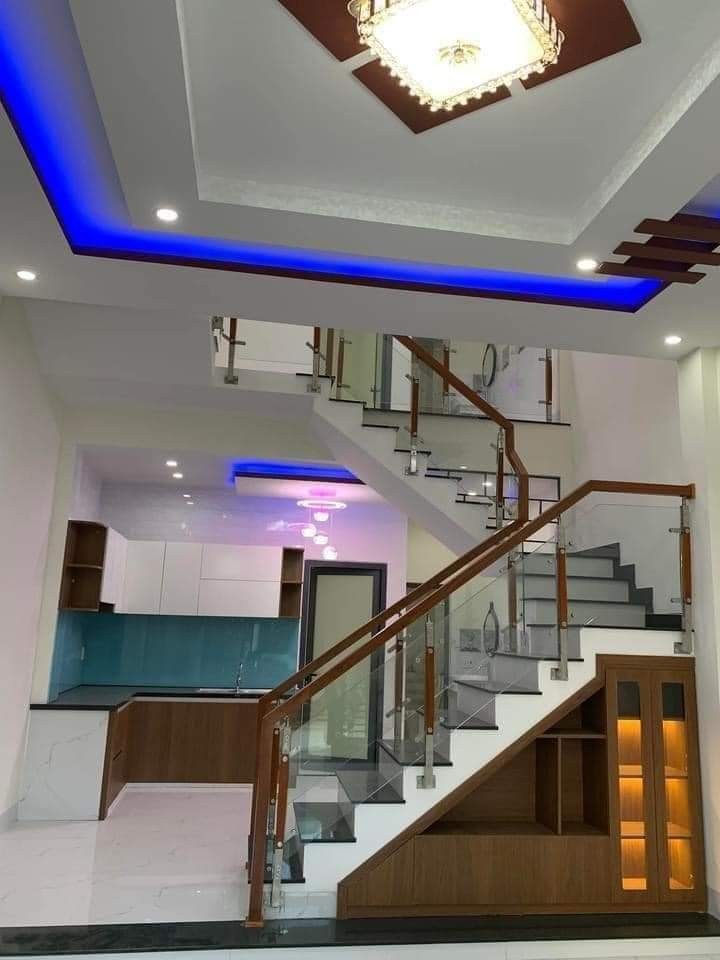 LIÊN CHIỂU-BÁN NHÀ ĐẸP 2 MẶT KIỆT TÔN ĐỨC THẮNG-62M2-2T-NGANG5M-GIÁ 2-3 TỶ-0905891799