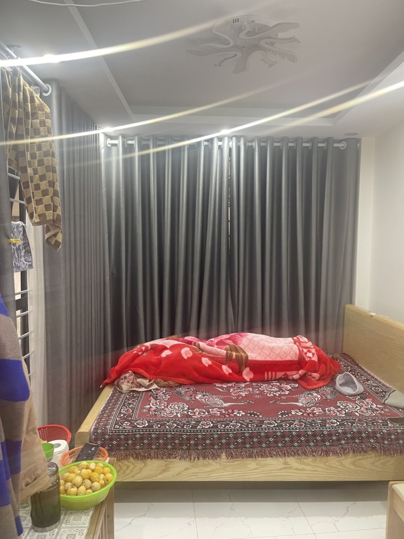 Bán nhà gần ngã tư phố Huế Hai Bà Trưng 24/26m2 x 5 tầng, MT 3.5m giá 3.5 tỷ