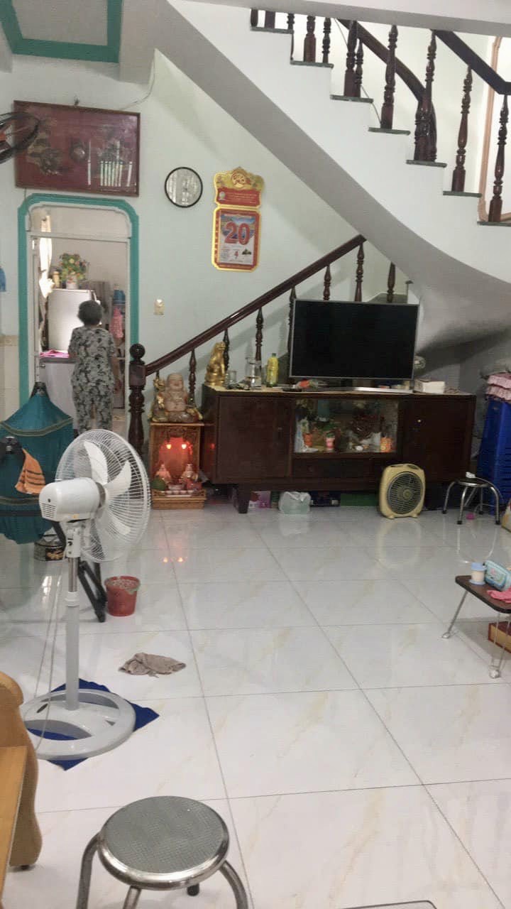 Bán nhà mặt tiền Tân Phú - 3 tầng - 80m2 - Nở hậu - Chỉ 8 tỷ 7