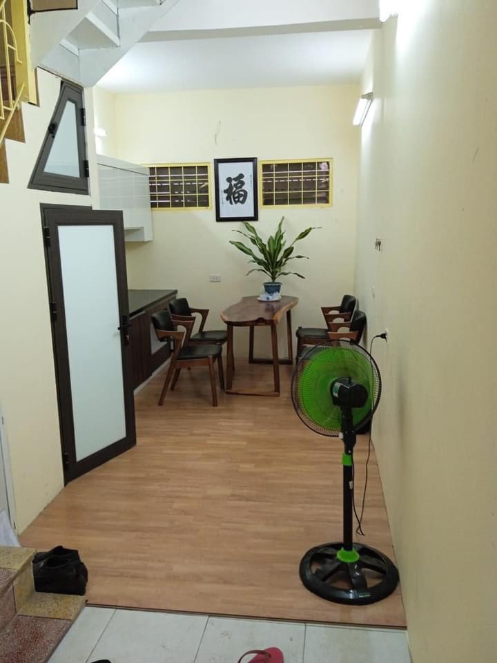 1.99 Tỷ - Rẻ nhất Phố La Thành, gần Ô Chợ Dừa, 21m2 3T, MT 3m, Đẹp ở luôn, SĐCC