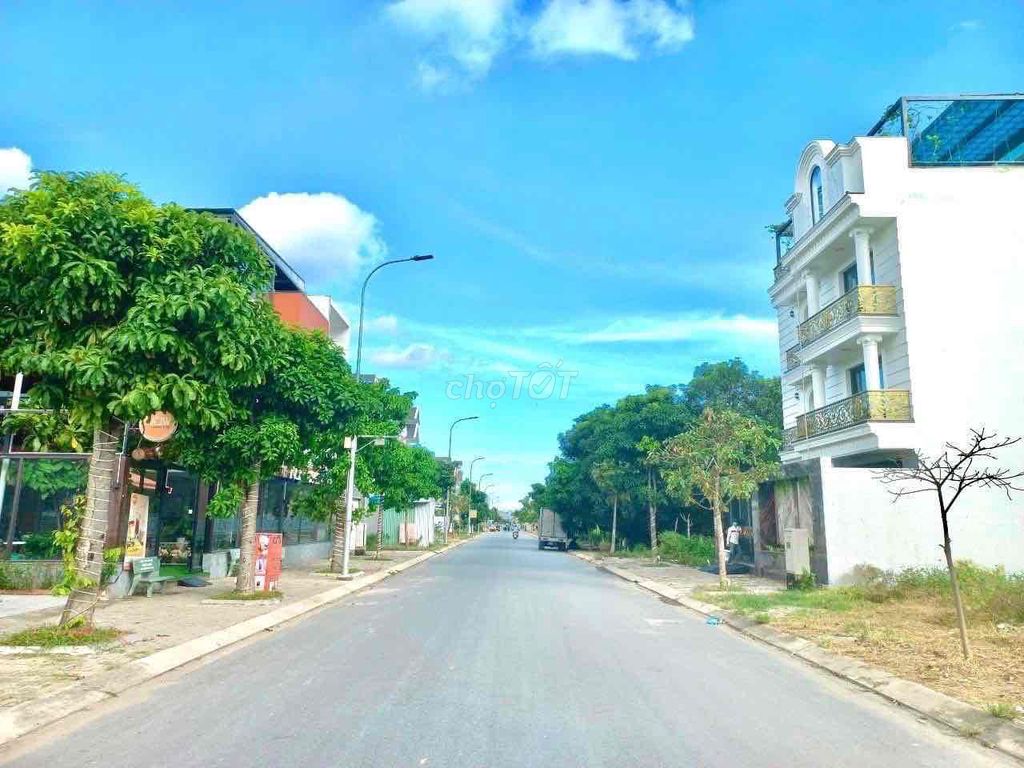 Cần bán 2 lô đất giá rẻ khu dân cư Đức Hoà Đông , Đức Hòa