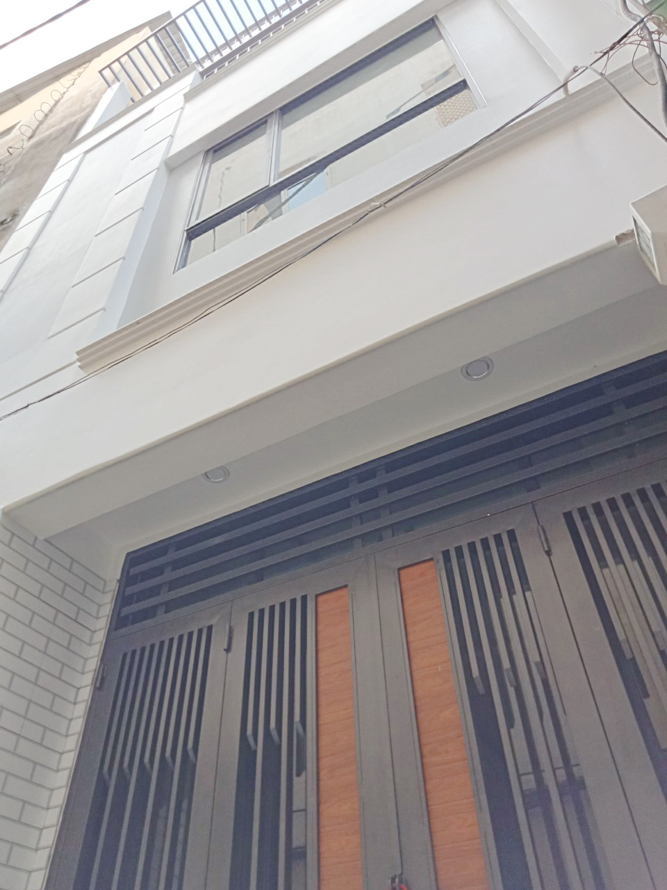 Nhà nở hậu hẻm thông 1507 đường Phạm Thế Hiển P6Q8, giá: 3.5tỷ TL