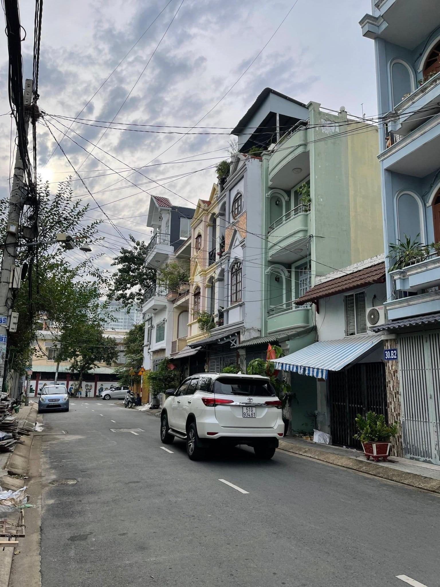 [QUẬN 7] MẶT TIỀN ĐƯỜNG SỐ – KHU CƯ XÃ NGÂN HÀNG – LỘ TRƯỚC NHÀ 10M – 4 X 16 – GIÁ CHỈ NHỈNH 9TỶXX