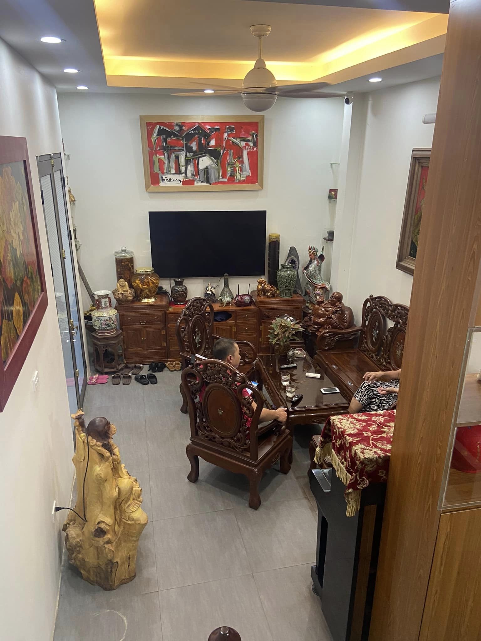 NHÀ ĐẸP PHỐ HÀO NAM – GIAO THÔNG THUẬN TIỆN – NGÕ RỘNG – 32M2 – 5 TẦNG – 3.95 TỈ