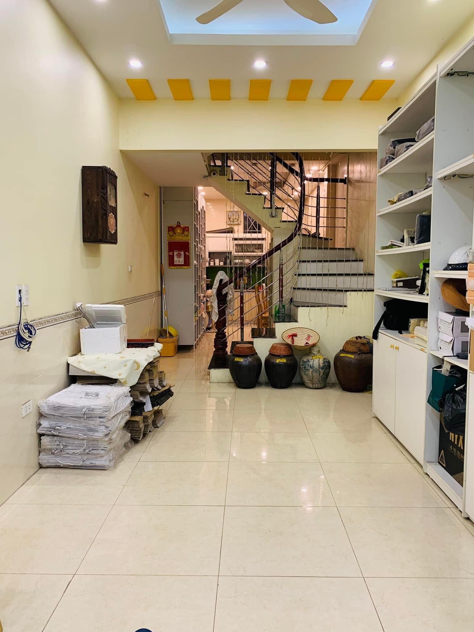 Bán nhà Chiến Thắng - Văn Quán thoáng đẹp, giá tốt 40mx4T, 2.95 tỷ