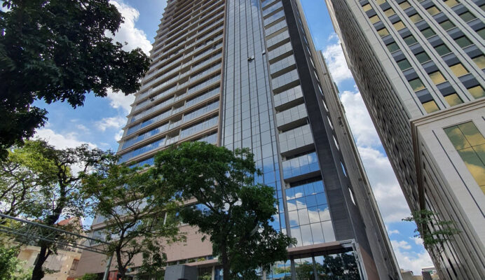 Bán tòa nhà CHDV đường Nguyễn Văn Hưởng, P.Thảo Điền, Q.TP Thủ Đức, Dt: 20x23m,418m2, Hầm, 6 tầng, Hồ bơi, 90 Tỷ.