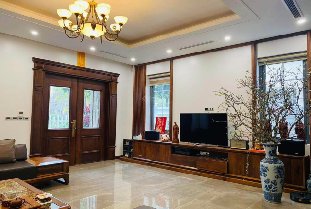 Bán gấp nhà chính chủ ngõ 135 Đội Cấn Ba Đình, gần hồ Đầm Tròn, giá chỉ 2,8 tỷ