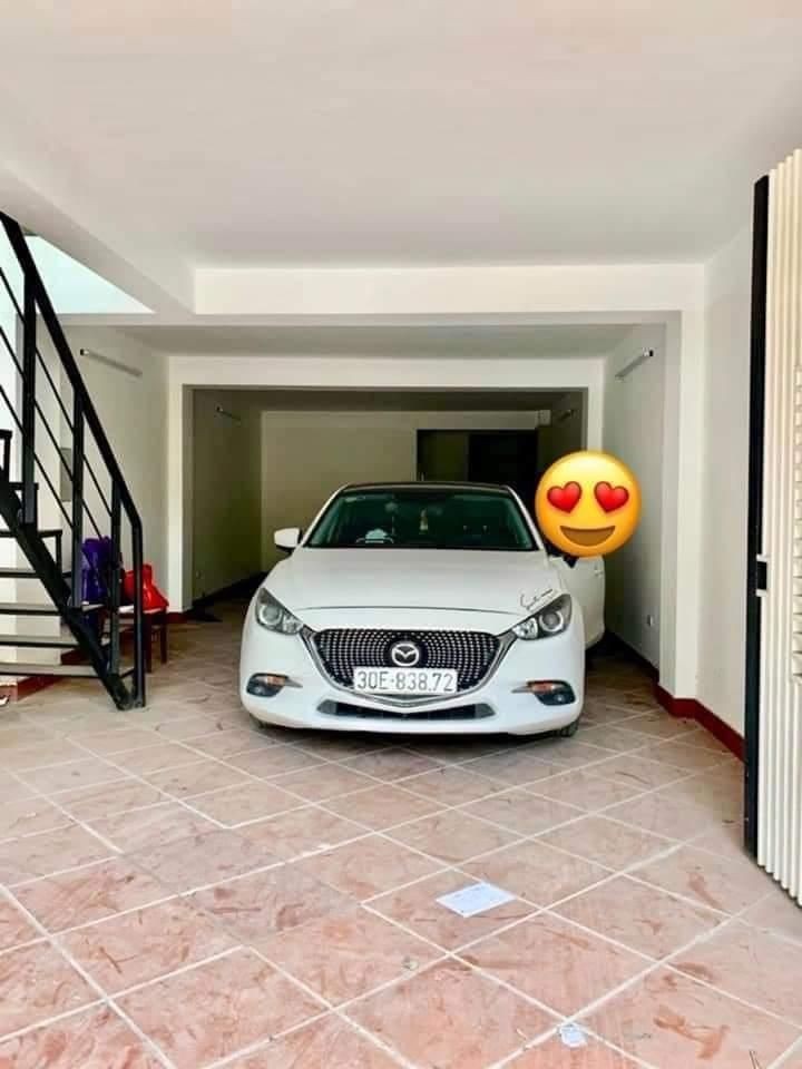 Bán nhà phố đường Cầu Giấy, 100m2, OTO, TM, KD, nhỉnh 25 tỷ: