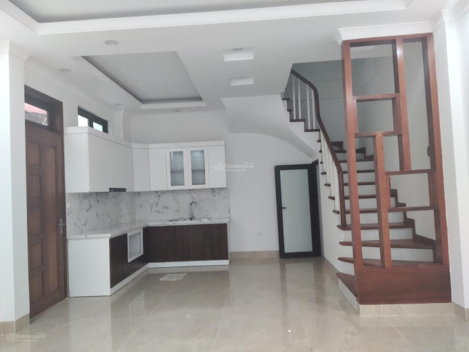 Bán nhà ngõ 444 Đội Cấn lô góc diện tích 30m2, thiết kế siêu đẹp, giá 5.2 tỷ