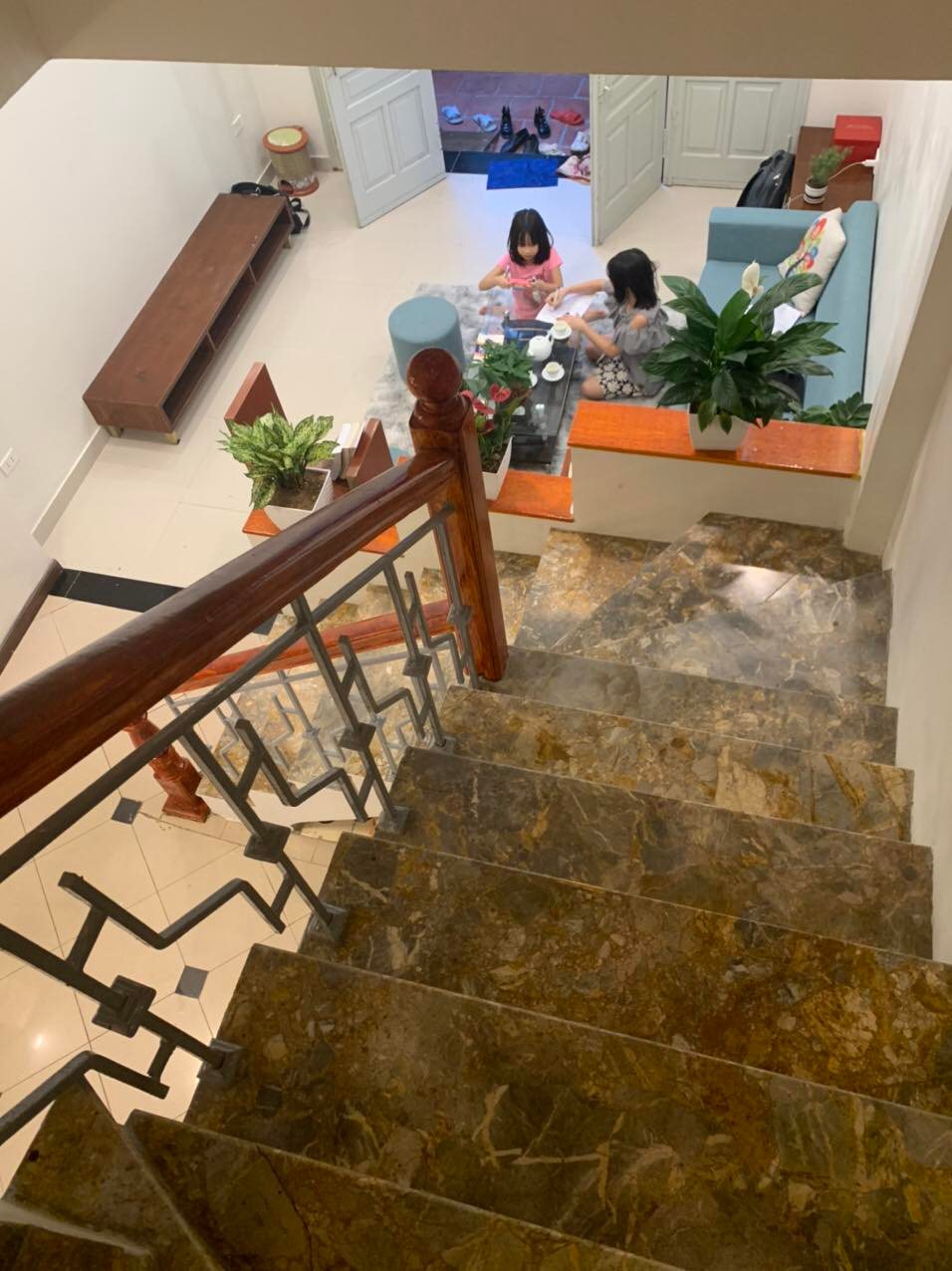 Cần bán nhà mặt tiền 3.5m ngõ 210 Đội Cấn Ba Đình diện tích 34m2, giá bán chỉ 5 tỷ