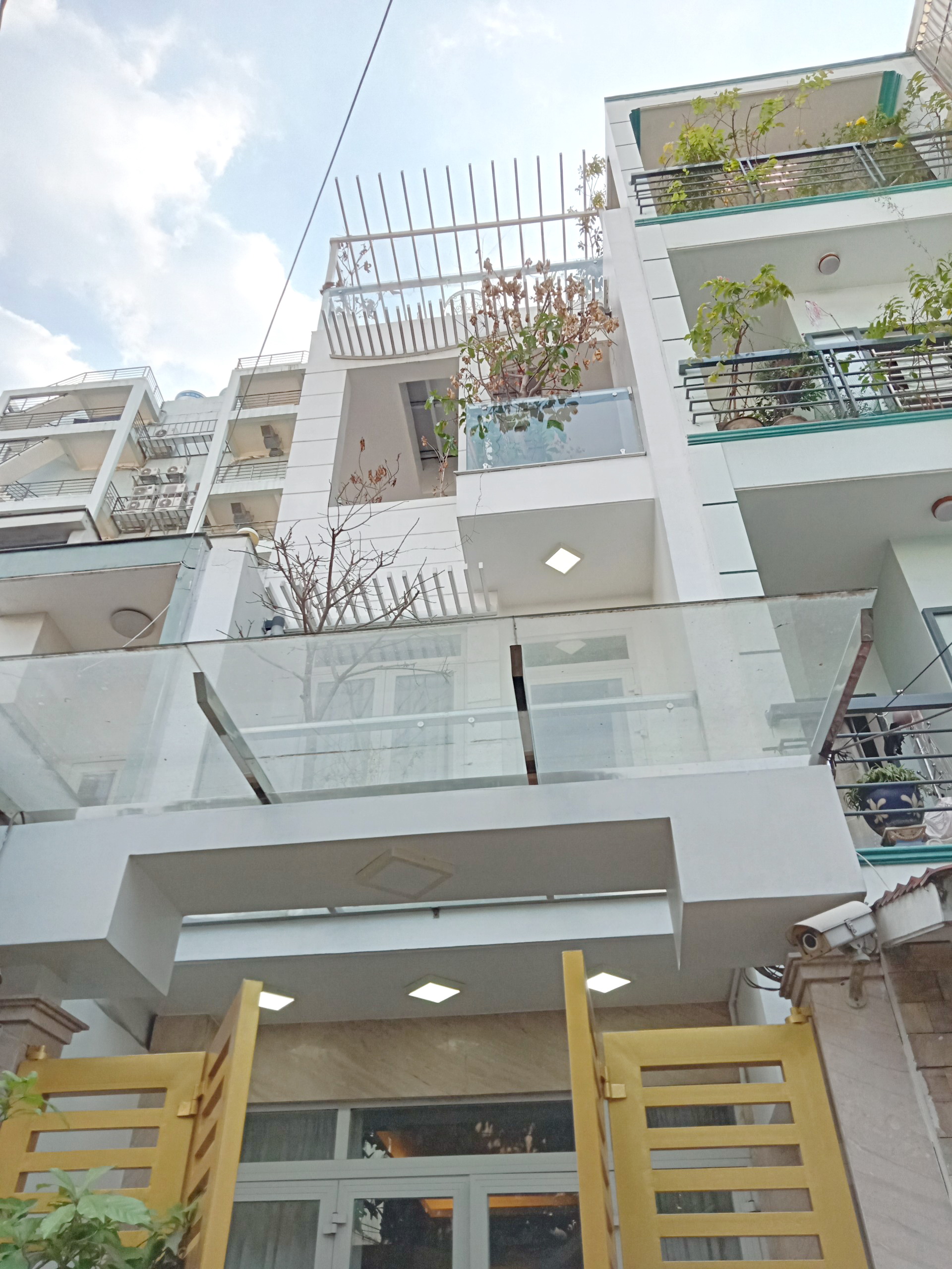 Nhà bán 3 tầng HXH đường Phan Đăng Lưu P2, Q. Phú Nhuận - Giá : 16.3 tỷ TL