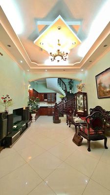 Cần bán nhà 60m2 mặt ngõ 279 Đội Cấn mới xây, sổ đỏ chính chủ, phong thủy tốt, giá bán 11 tỷ