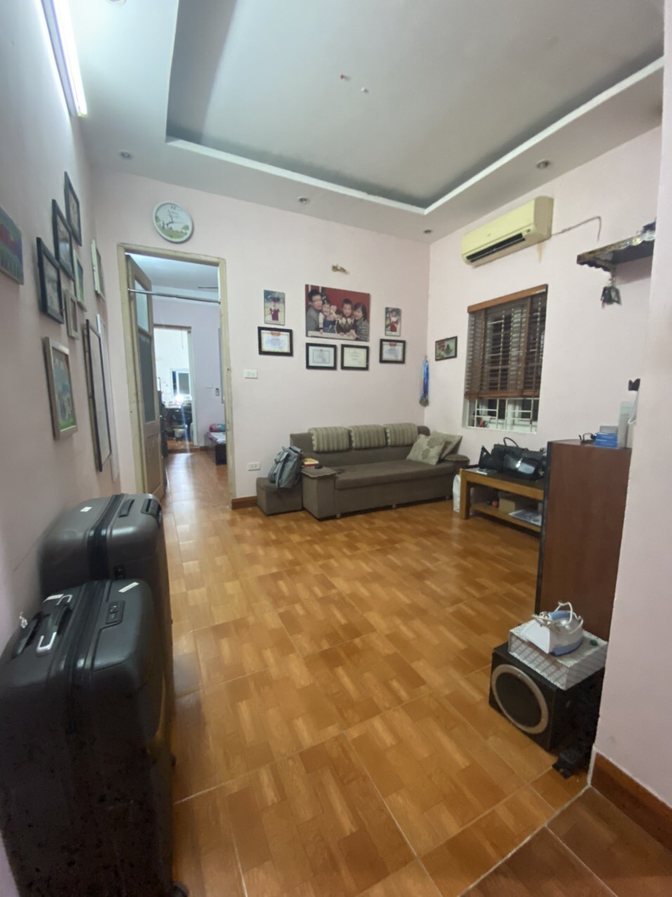 ⭐️ Chỉ 1.95 Tỷ - Tập thể T2 Ngõ Quan Thổ 1, Đống Đa, 60m2 2PN + 2WC, SĐCC ⭐️