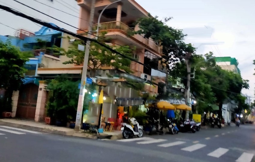 BÁN NHÀ LÔ GÓC 2 MẶT TIỀN DƯƠNG KHUÊ, TÂN PHÚ 4 TẦNG 144 M2, 20 TỶ.