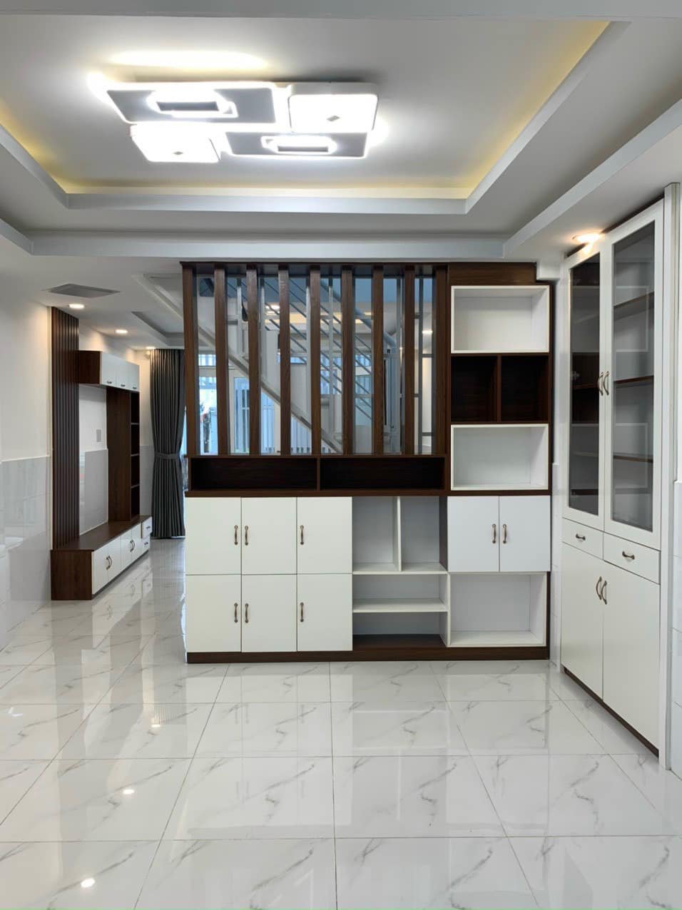 [QUẬN 7] HẺM BA GÁC - 4 X 11 - 2PN - 2 TẦNG - CHỈ 3.XX TỶ