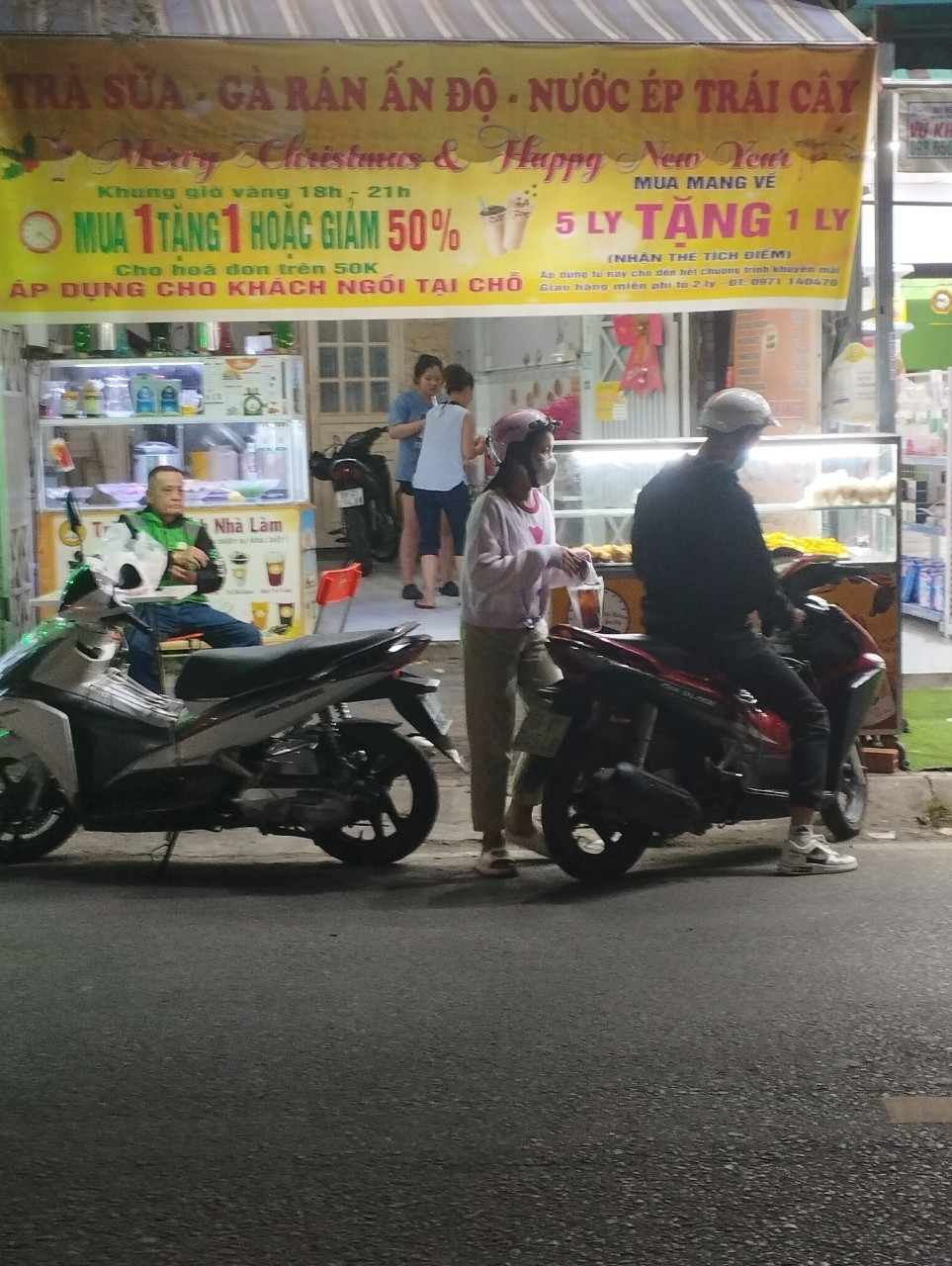 Cần sang gấp mb quán Trà sữa – Gà rán mặt tiền đường Xã Bà Điểm, Huyện Hóc Môn