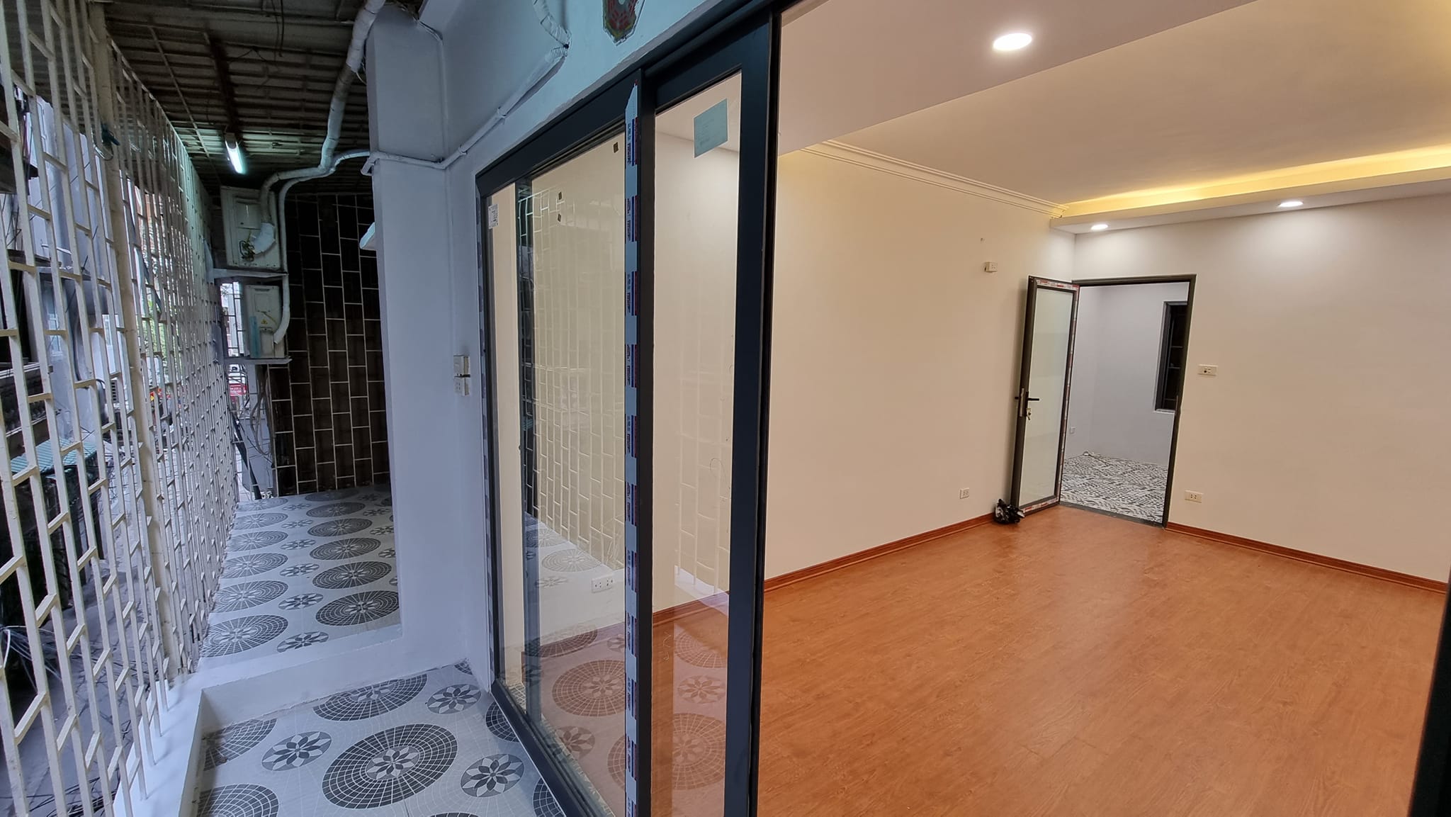 Căn hộ Tập thể T2 Nam Thành Công, Hoàng Ngọc Phách, Đống Đa, 75m2 Siêu đẹp, SĐCC