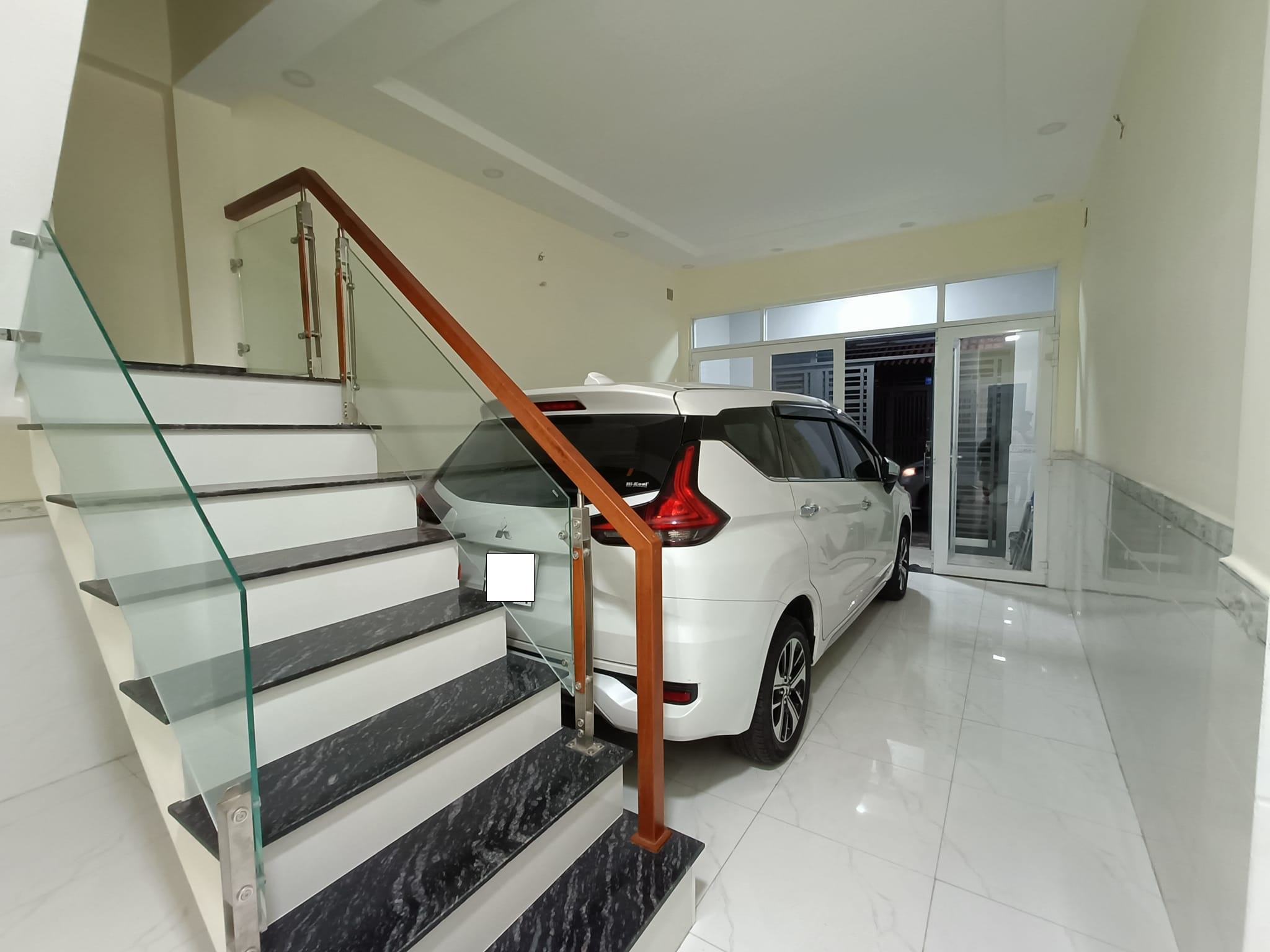 Bán nhà 2 tầng Vườn Lài Tân Phú, hẻm 8m thông, 62m2, chỉ 7.6 tỷ