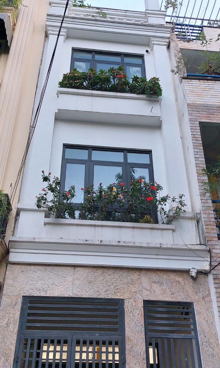 Bán nhà Ngõ 1 phố Nhân Hòa, Quận Thanh Xuân, ngõ ô tô, thông, DT 45m2, nhà đẹp, ở luôn, Chỉ 5,95 tỷ