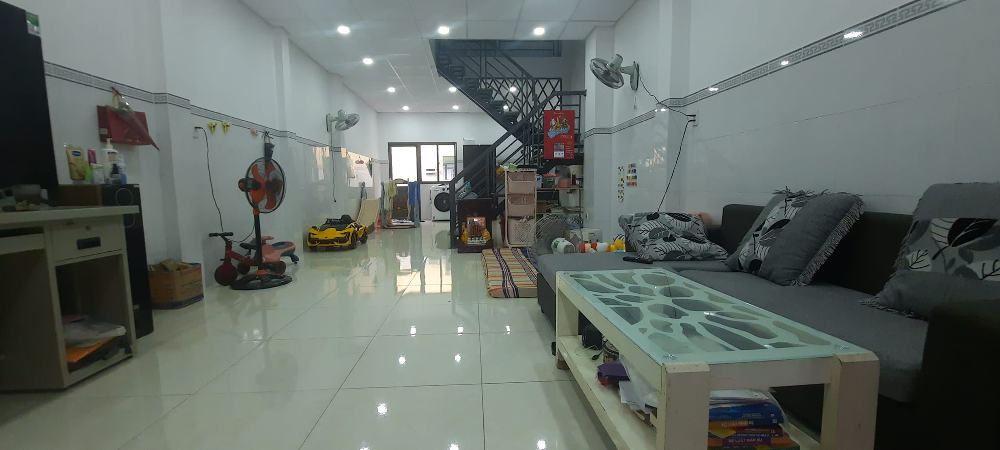 Bán nhà 2 tầng Tân Phú, hẻm thông thoáng, 66m2, chỉ 5 tỷ 350