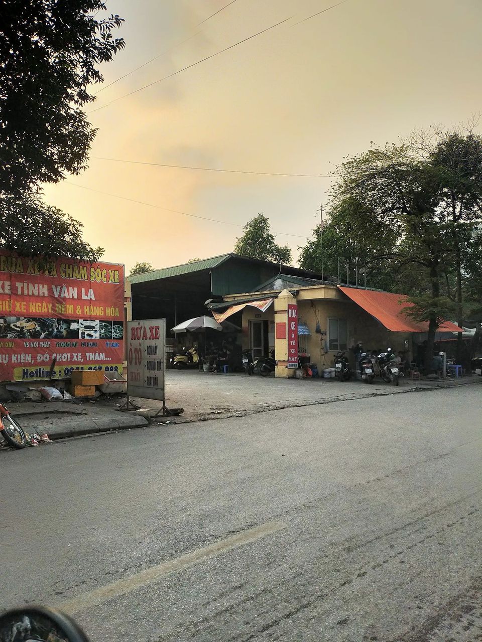 BÁN NHÀ 5 TẦNG VĂN LA HÀ ĐÔNG - GẦN CHỢ VĂN LA - CÔNG VIÊN VĂN PHÚ - KINH DOANH