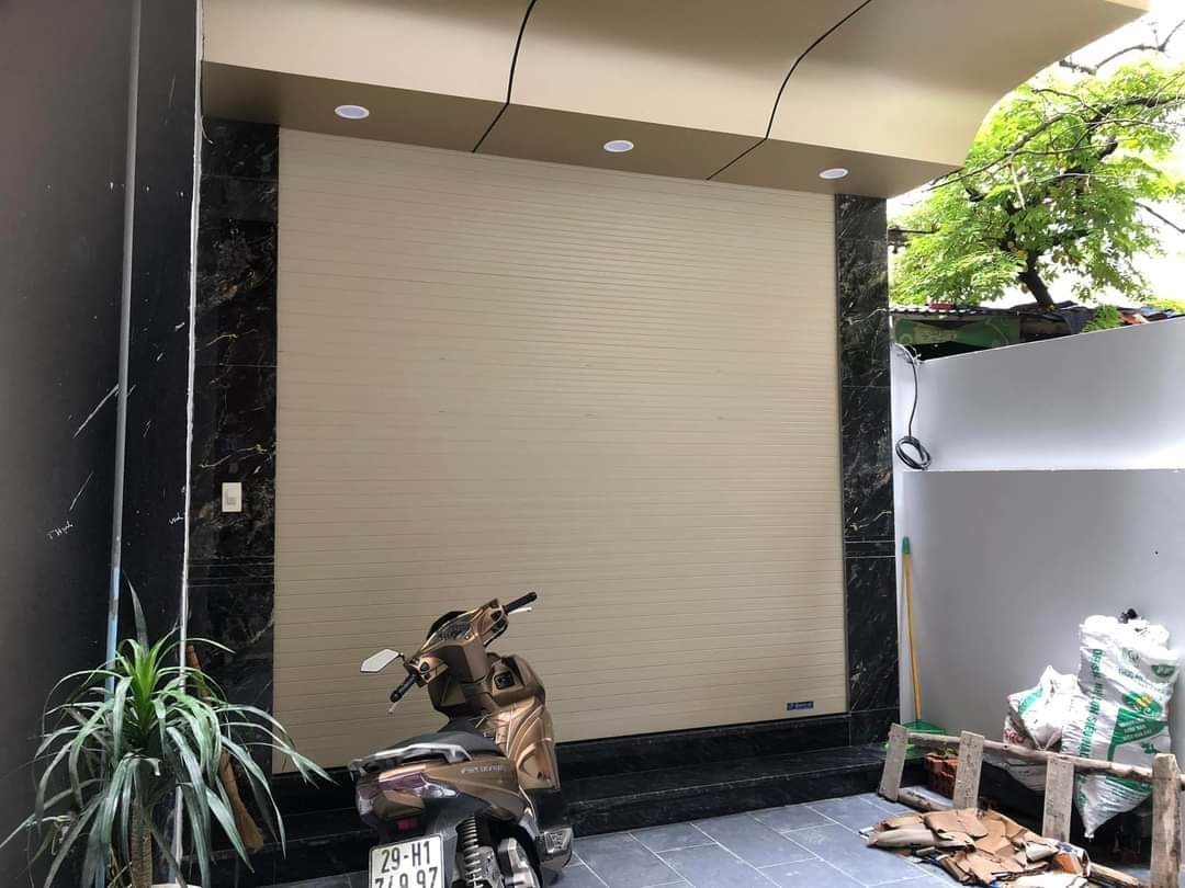 Bán nhà 24 Kim Đồng: 66m x5T, ô tô , thang máy , nhà đẹp -9,7 tỷ