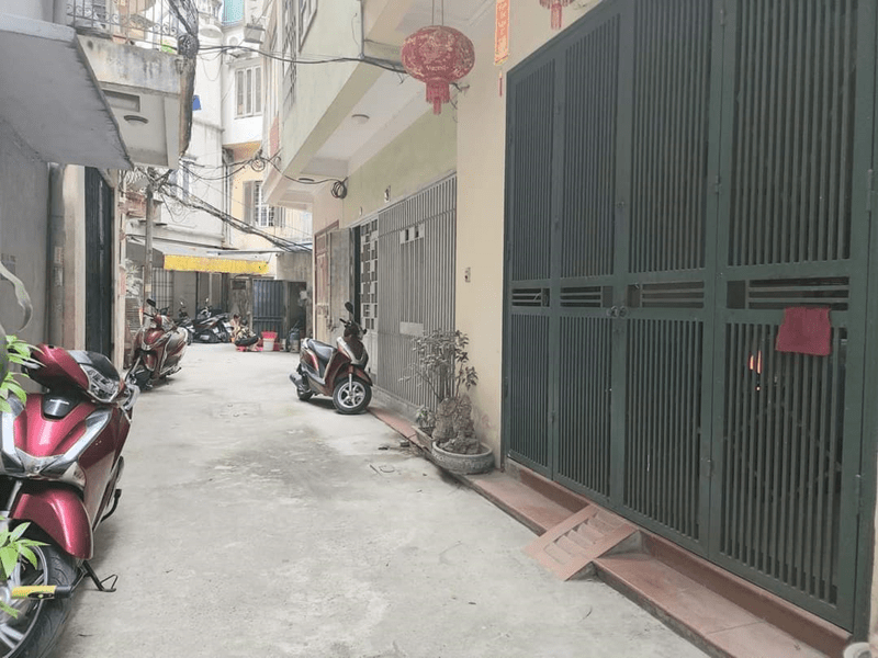 Bán nhà ô tô đỗ cửa mặt ngõ phố Thái Hà, Quận Đống Đa, 50m2 giá 9.3 tỷ
