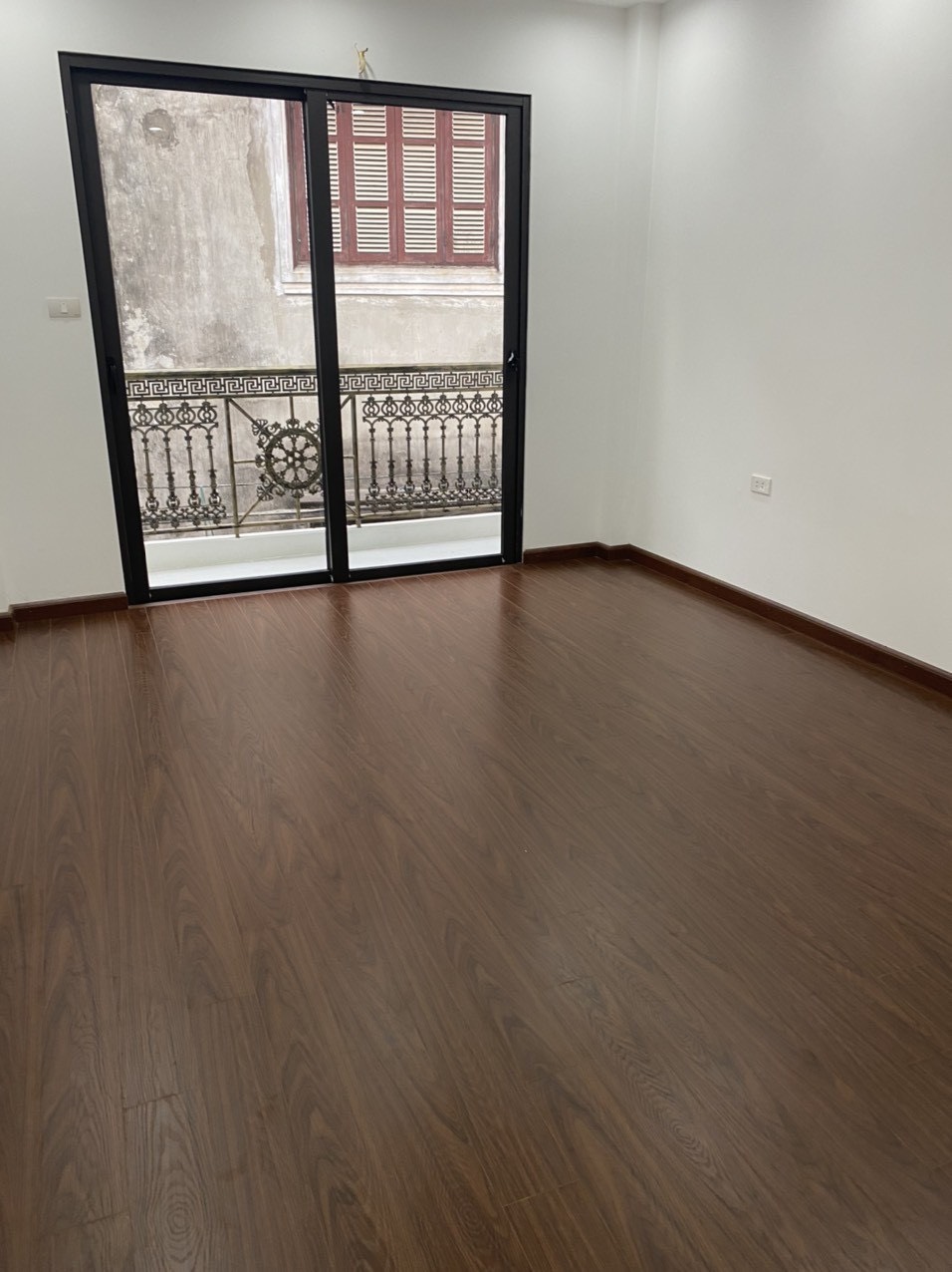 Bán nhà Giáp Bát, Ô TÔ, DT 42m2, giá 3 tỷ