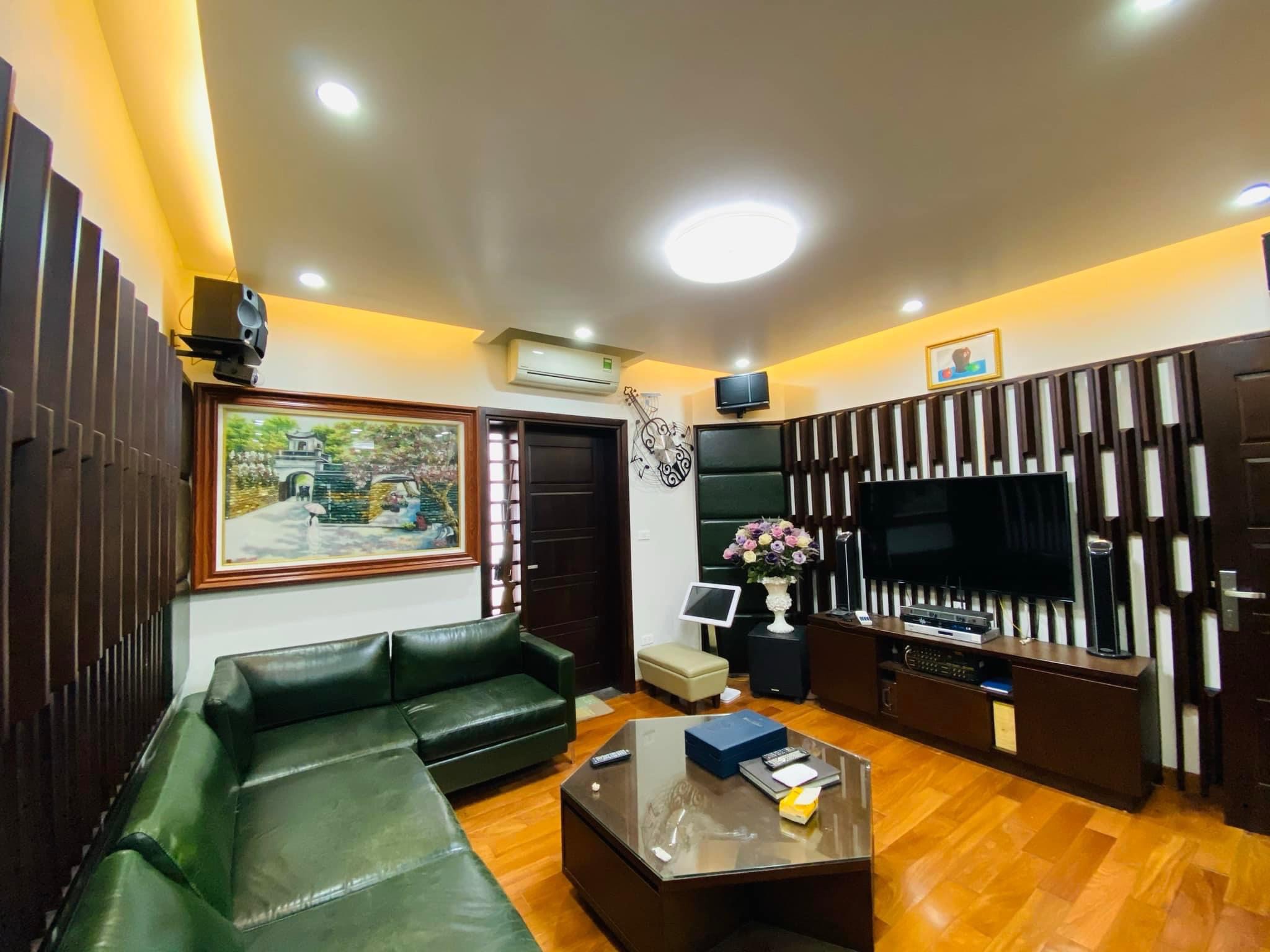 Bán Nhà Hoàng Văn Thái_Lô góc 3 Thoáng_6 Tầng, Thang máy, Gara ô tô_ Nội thất cao cấp_An sinh đỉnh.