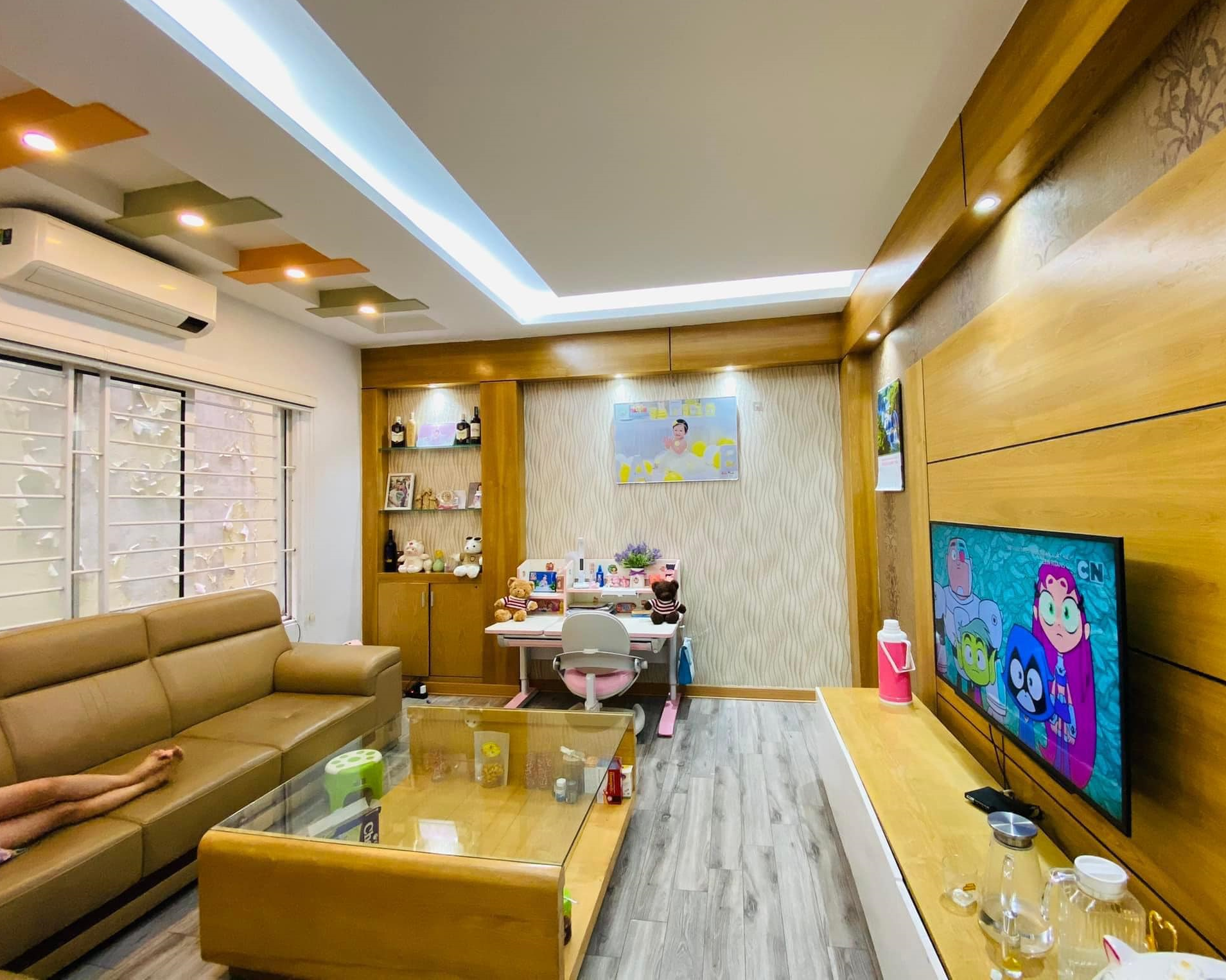 Bán nhà Phố Vương Thừa Vũ - Thanh Xuân - Chỉ 6.55tỷ! Cách Phố 30m; 48.8m2 nhà 5 tầng!