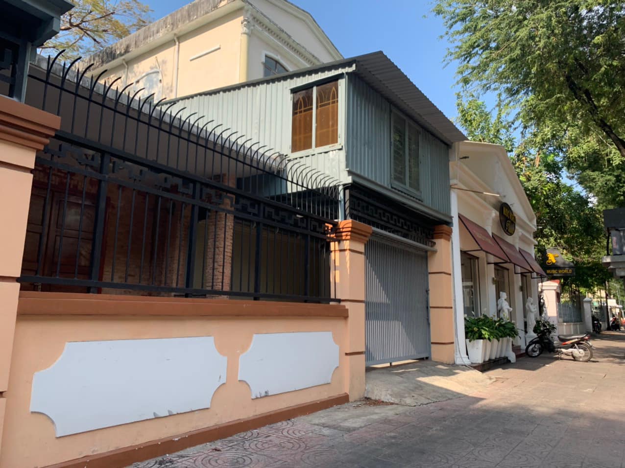 Cho thuê nhà mặt tiền 114 nguyễn du,phường bến thành, Quận 1-DT:13x20m 1 tầng giá thuê 115tr/th