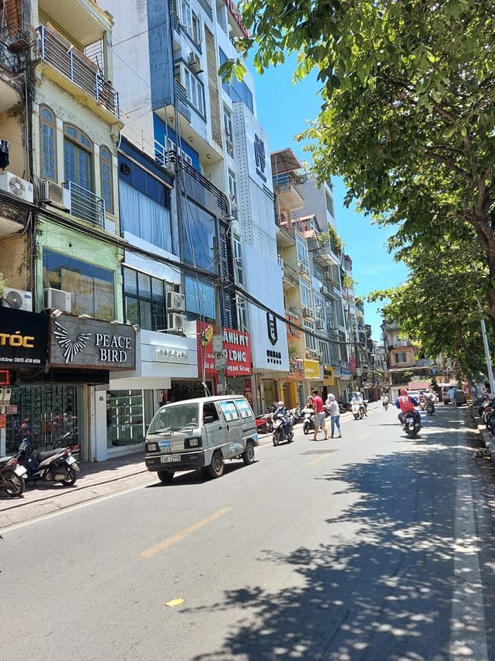 Bán nhà phố Bạch Mai quận Hai Bà Trưng nhà 84m xây 5 tầng vỉa hè ô tô kinh doanh.