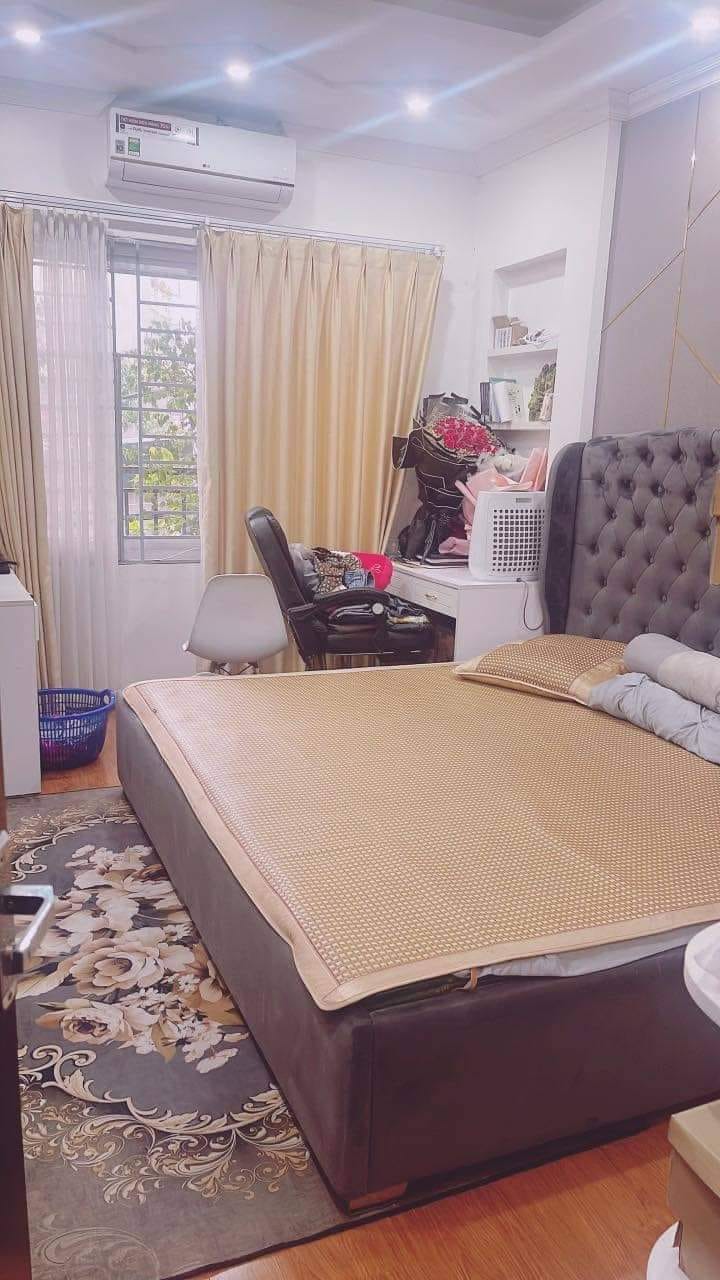 Bán Nhà Miêu Nha, Tây Mỗ, Nam Từ Liêm 60m 4T đỗ chỉ 3,x tỷ