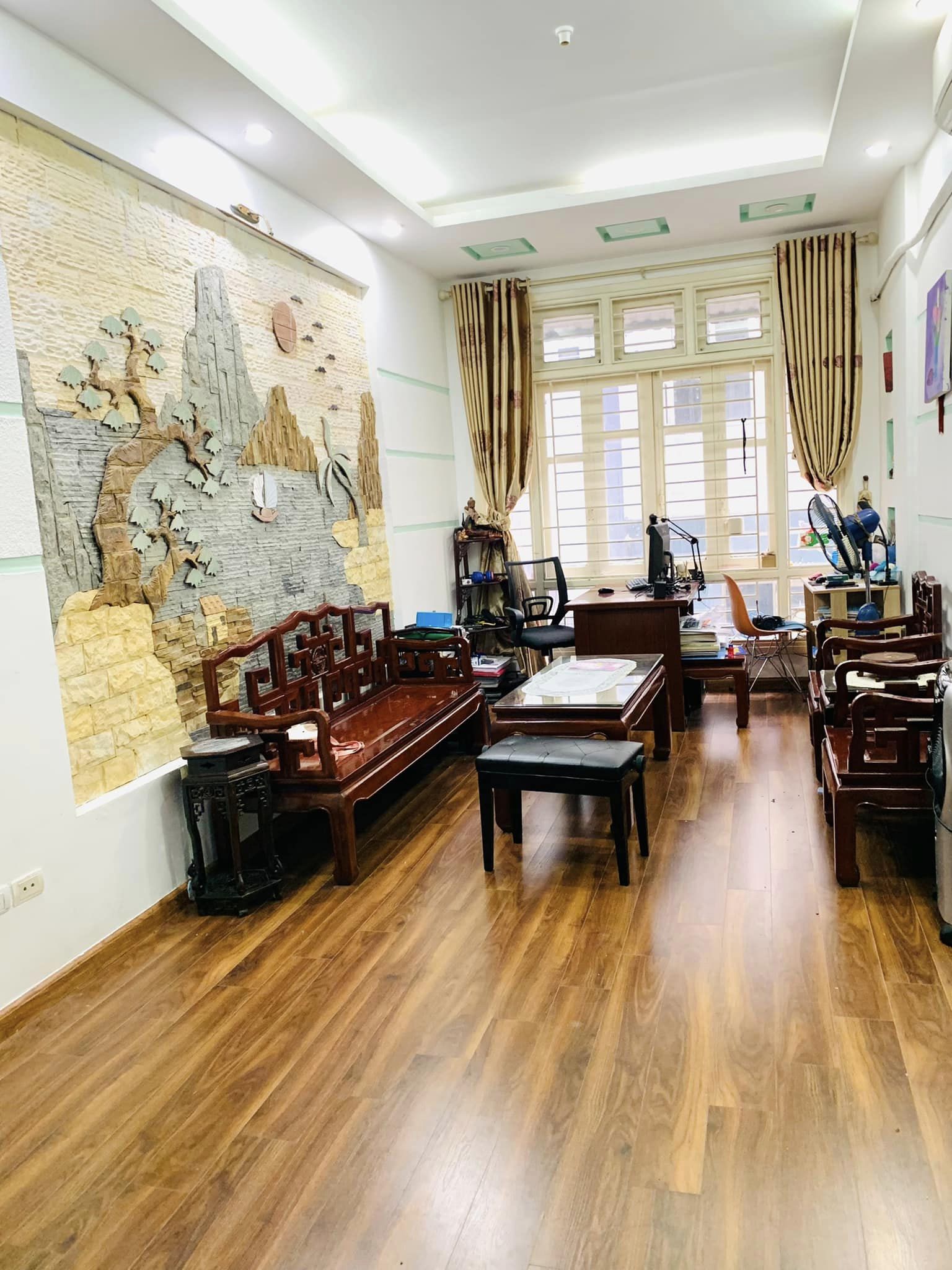 Ngõ phố Tôn Đức Thắng – 2 thoáng trước sau – Nhà vuông vắn