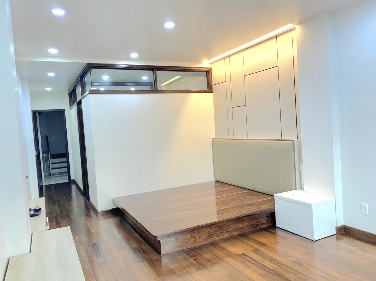 Bán Nhà Mặt Tiền Đắt Địa Hoàng Văn Thụ Quận Phú Nhuận Giá 20,9 Tỷ TL