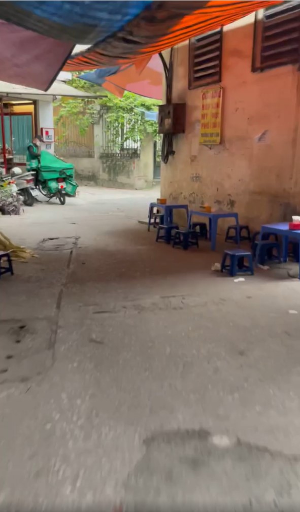 BÁN NHÀ ĐẸP PHỐ GIẢNG VÕ – GIAO THÔNG THUẬN TIỆN – SỔ NỞ HẬU – 32M2 – 3 TẦNG – 3.9 TỈ