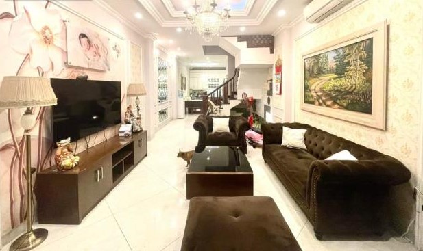 Bán nhà ngõ 124 Hoàng Ngân Cầu Giấy DT48M2X5T KHU PHÂN LÔ, MẶT TIỀN ĐẸP -KINH DOANH SẦM UẤT