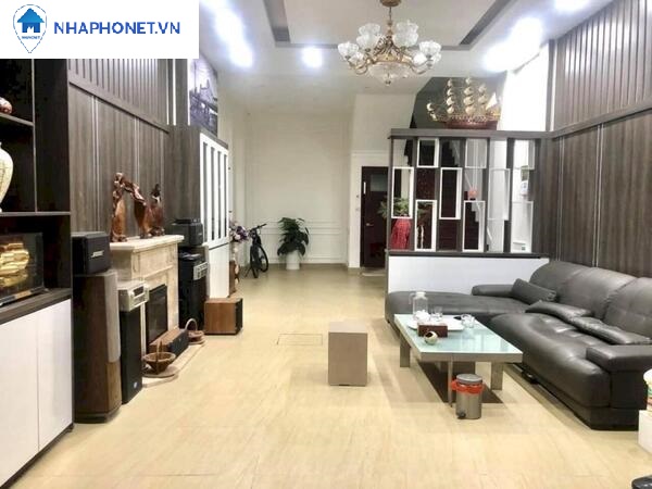 Chính chủ cần bán nhà ngay phố Phạm Ngọc Thạch, ở hay kinh doanh đều thuận tiện