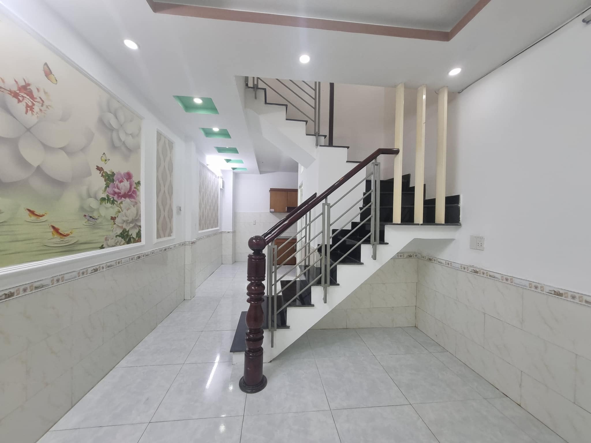 GÒ VẤP- HXH - DT 3.4 X 8.8 - NHÀ MỚI TINH - GIÁ CHỈ 3.6 TỶ