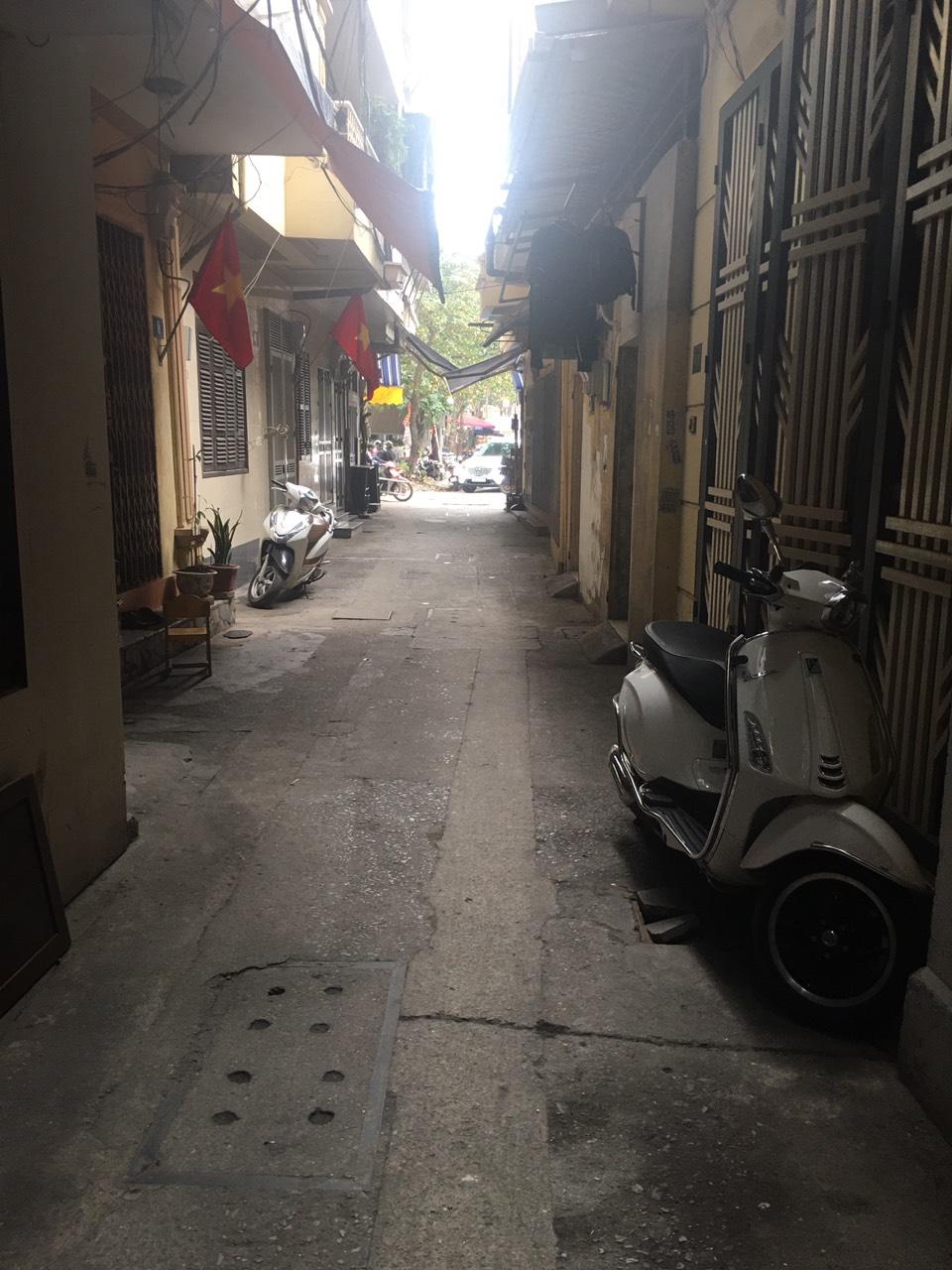 BÁN NHÀ ĐẸP PHỐ HOÀNG CẦU – NGÕ NÔNG GẦN ĐƯỜNG Ô TÔ – 50M2 – 6 TẦNG – 6 TỈ